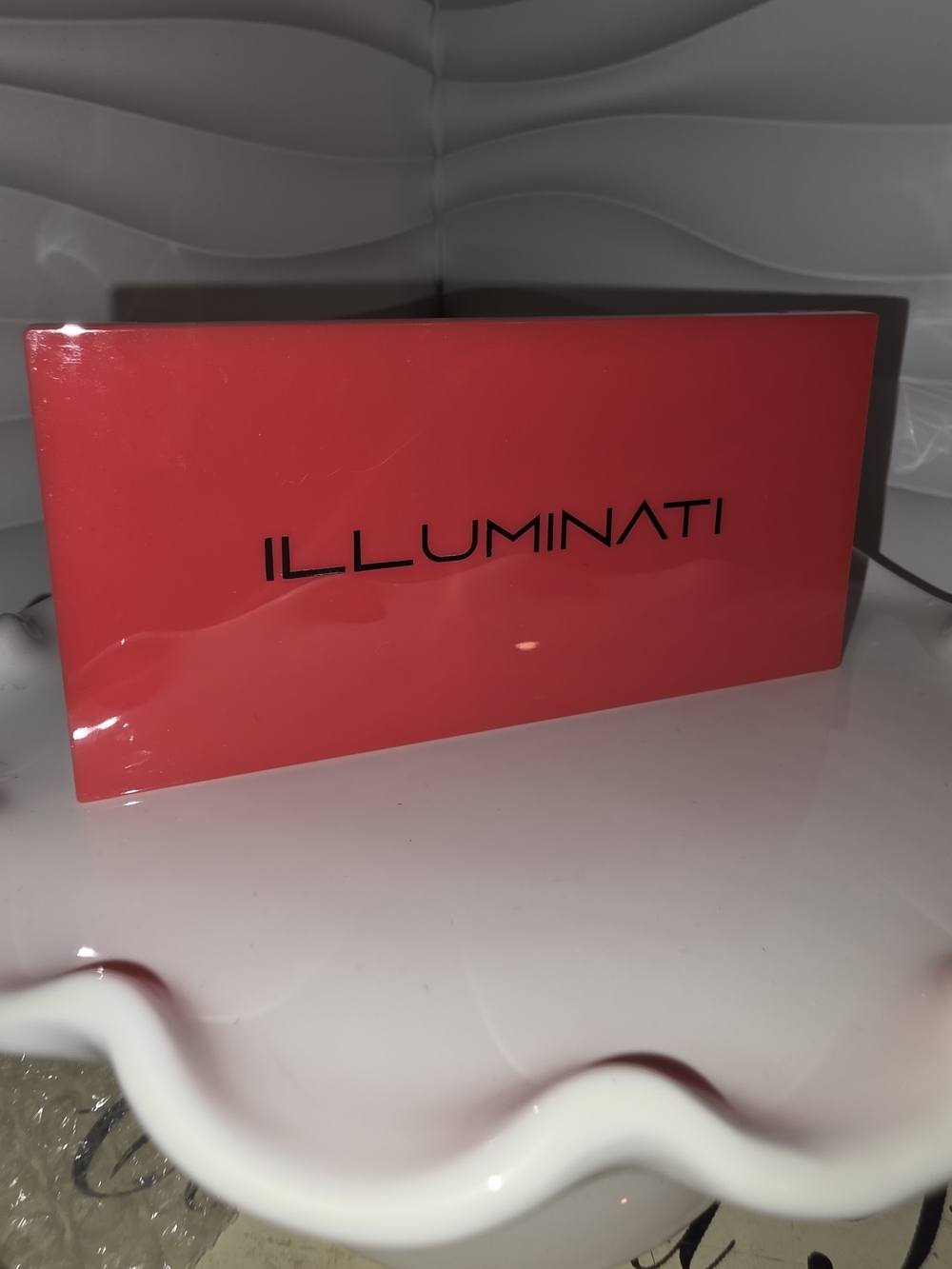 Illuminati Eyeshadow Palette - Neon Peach